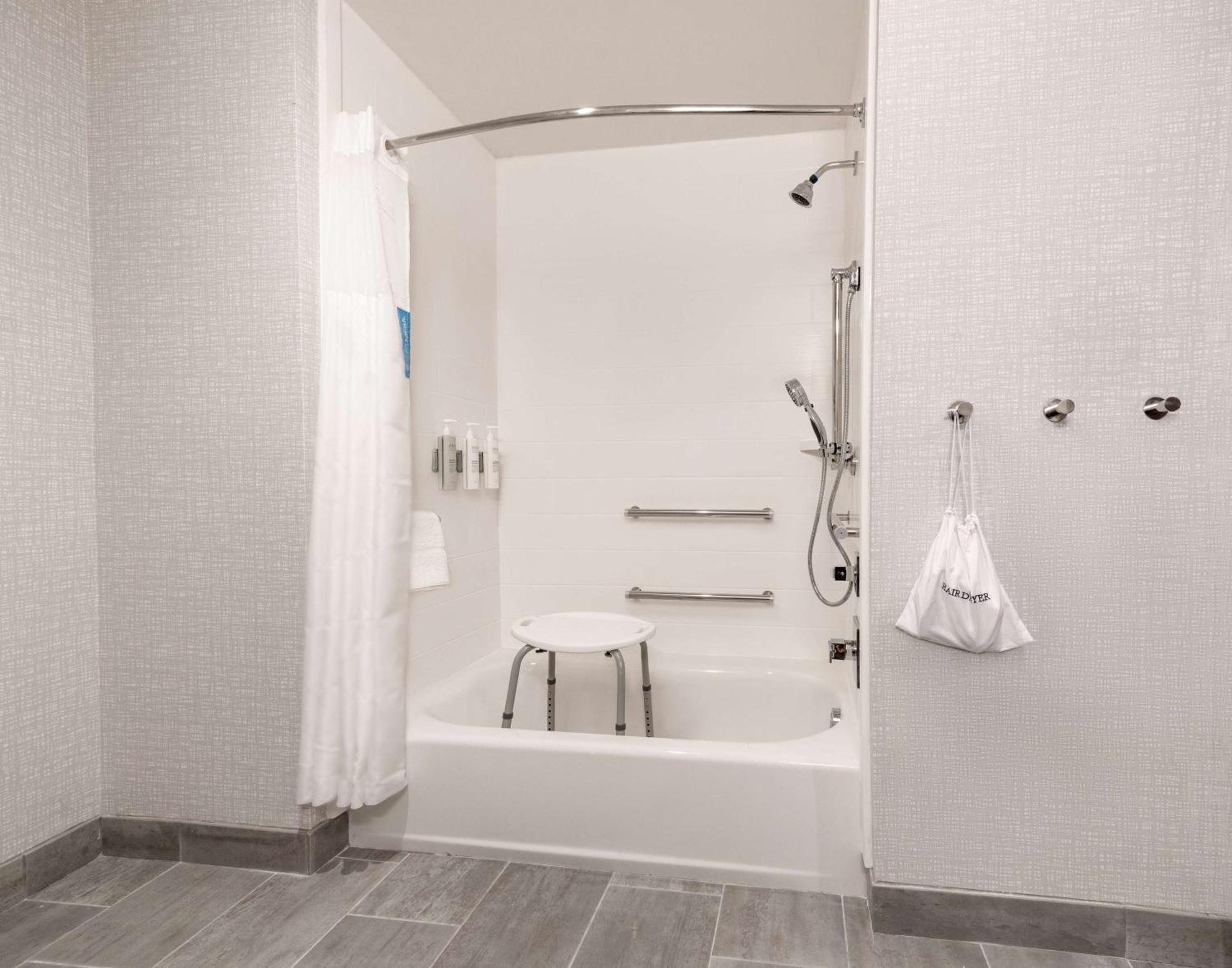 Hampton Inn Нидлс Экстерьер фото